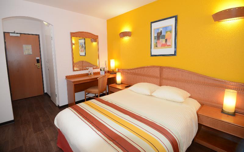 Holtzheim B&B Hotel Strasbourg Aeroport מראה חיצוני תמונה